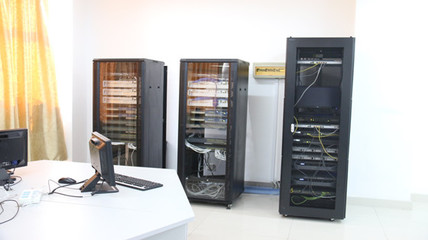 網絡工程與計算機軟件技術開發 數字化時代的雙翼